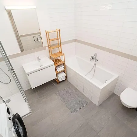 Appartamento Bright And Designed In The Center Praga