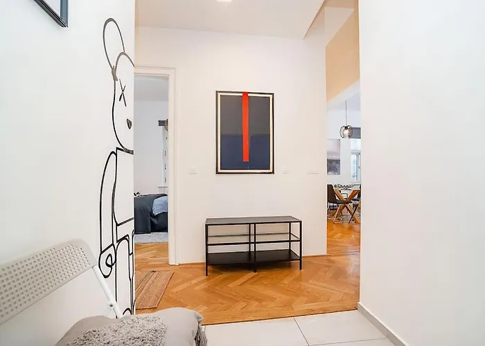 Bright And Designed In The Center Διαμέρισμα Πράγα
